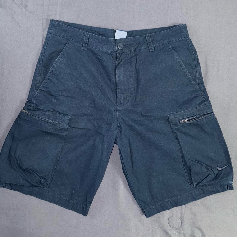 Nike cargo shorts
